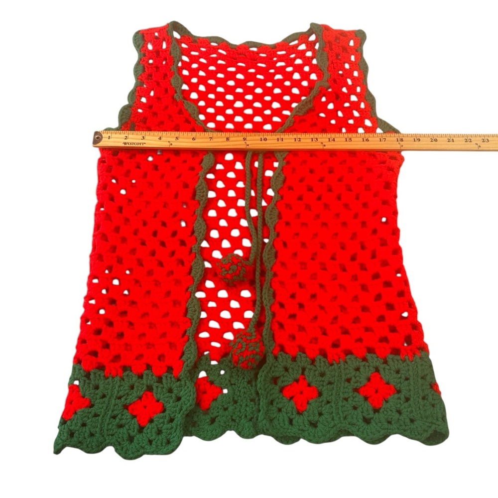 Christmas crochet vest red green size medium handmade holiday open stitch W/tie - Picture 8 of 11
